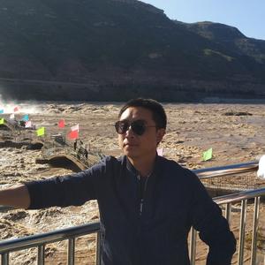辉哥有了白发