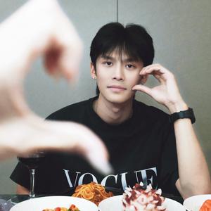 疯狂小杨哥