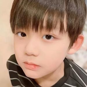 李佳轩