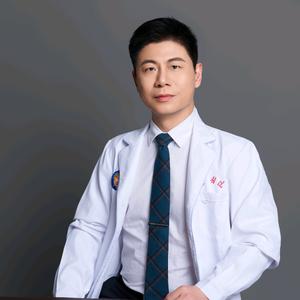 脊柱医生廖博